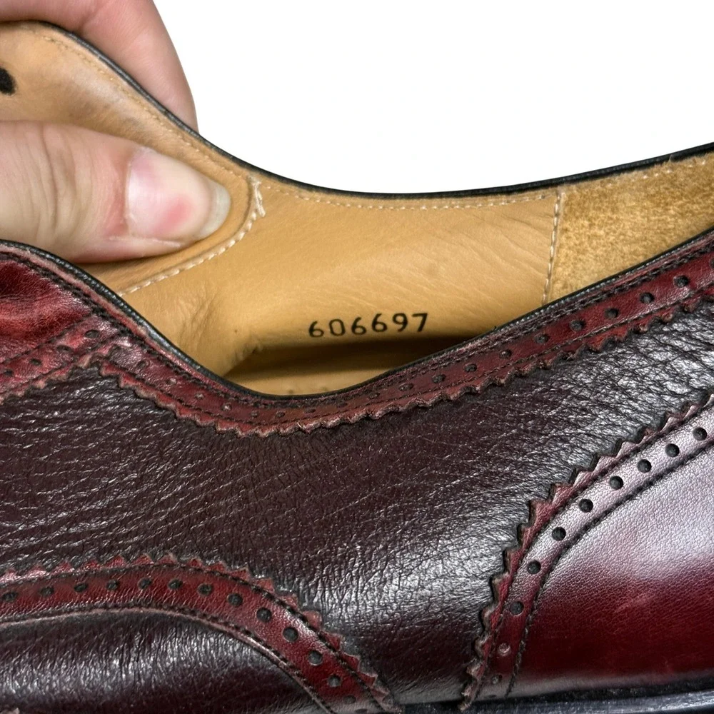 E.T. Wright Wingtip Oxfords Mens 11 B Burgundy Two Tone Leather Brogue Shoes